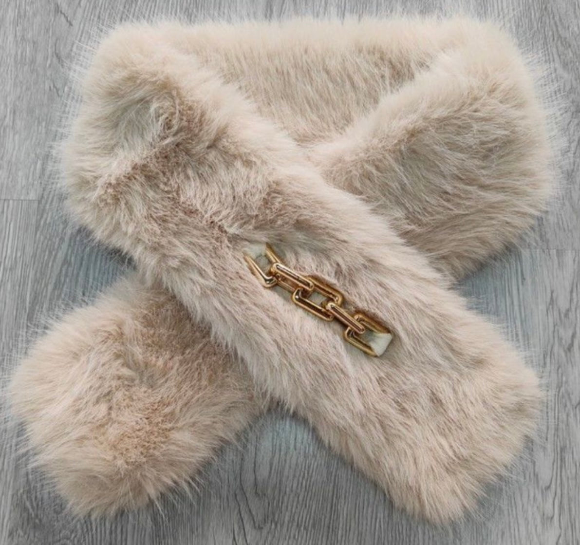 Foxy Faux Fur Collar