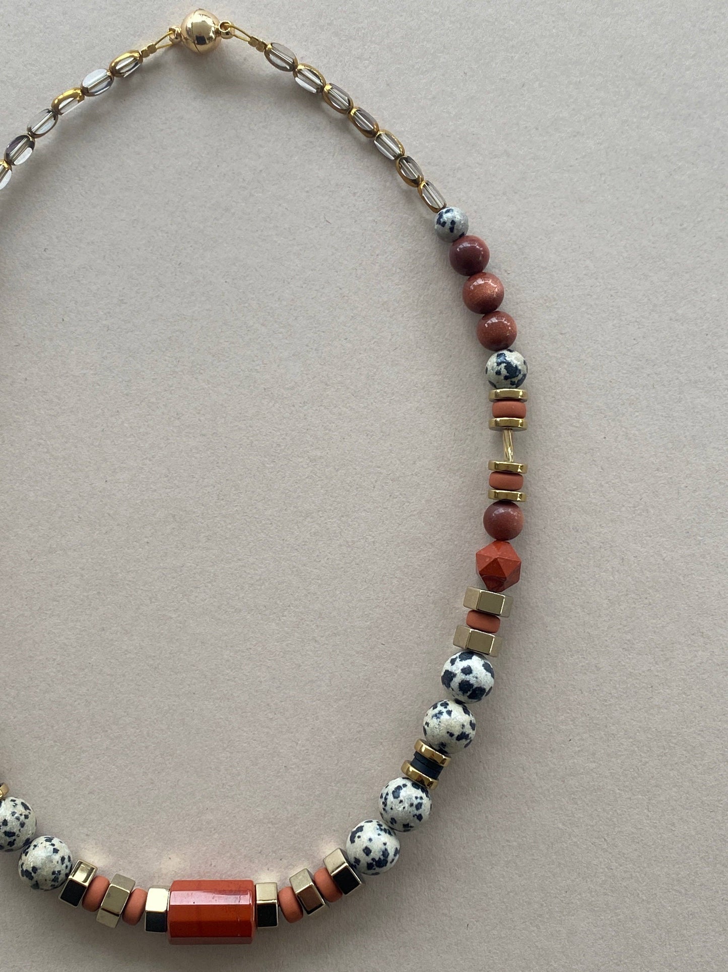 Gist - Dalmatian Jasper & Sandstone barrel necklace BDL02