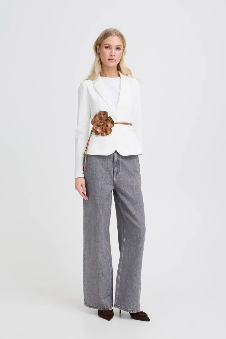 B.Young Flower Belt
