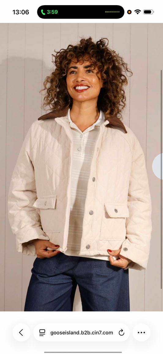 Goose Island Quilted Style Jacket
