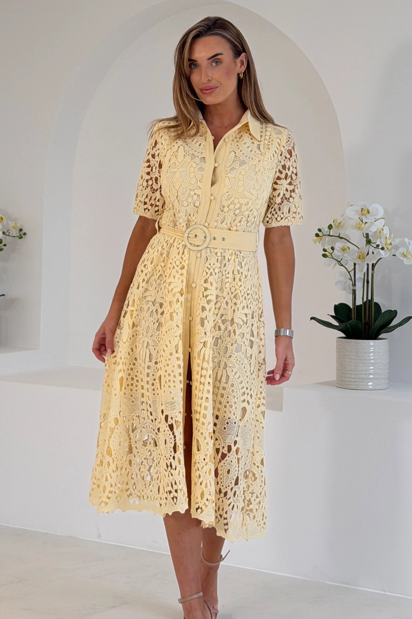 Mellow Midi Lux Lace Dress