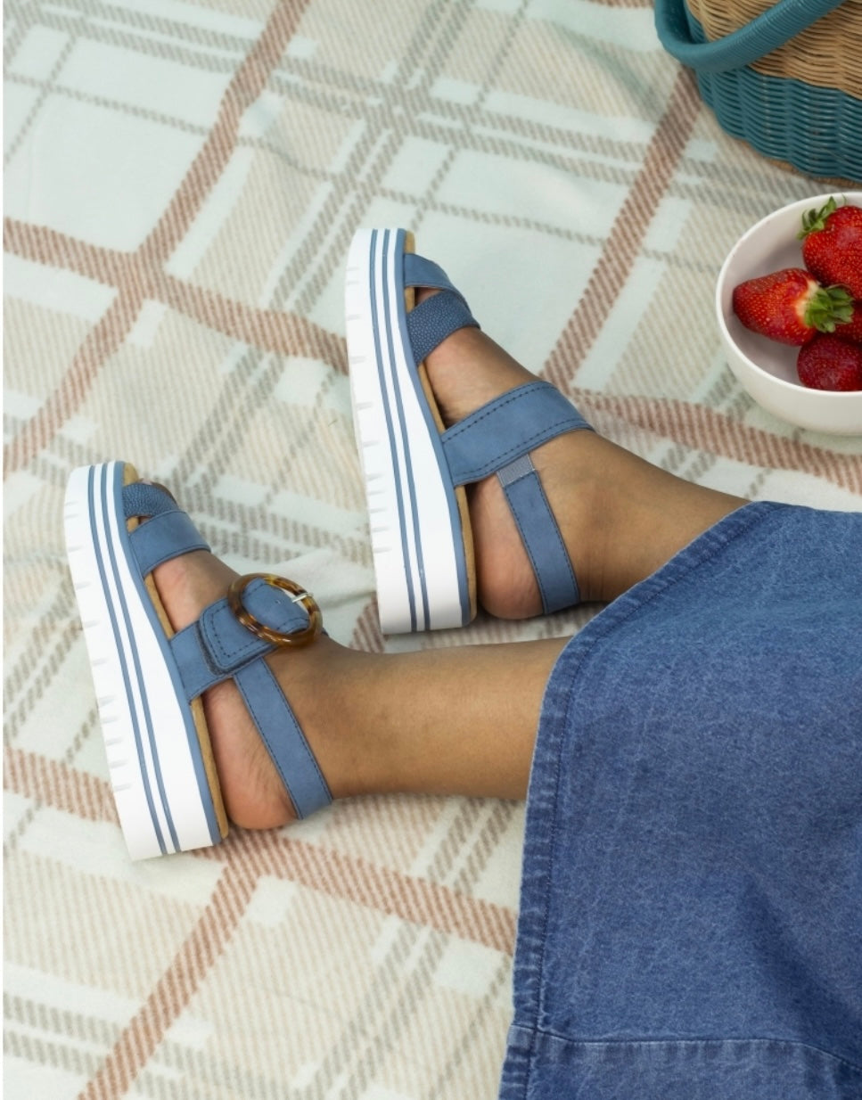 Lunar Elise Platform Sandal