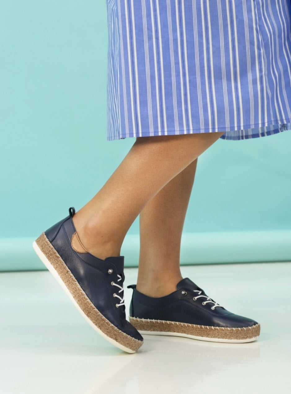 Lunar Evie Leather Plimsole